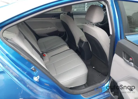 2017 Hyundai Elantra Se z USA, uszkodzony, nr VIN 5NPD74LF9HH111875